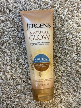 New With Tags Jergens Natural Glow Firming Daily Moisturizer Medium to Deep